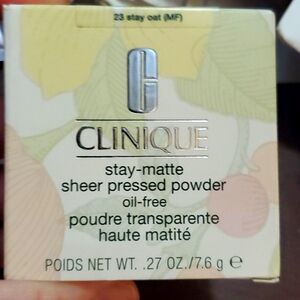 Clinique Stay-matte Sheer Pressed Powder Oil Free 23 Stay Oat NIB NEW IN BOX